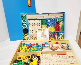 Two New Vintage Boxes of Brio Mec Sets 100s of Pieces