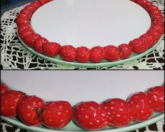 Beautiful & hard find strawberry Majolica  cake plate 