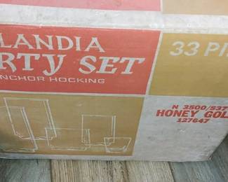 Vintage 33 PC Amber glass Finland Anchor Hocking glasses in original box 