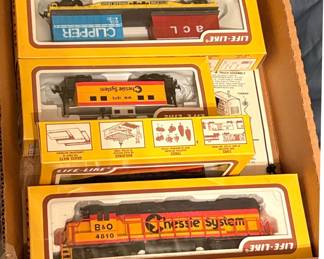 Life-Like "Rugged Mountain Railway" HO Scale Electric Train Set