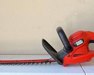 Black & Decker 20-inch Electric Hedge Trimmer