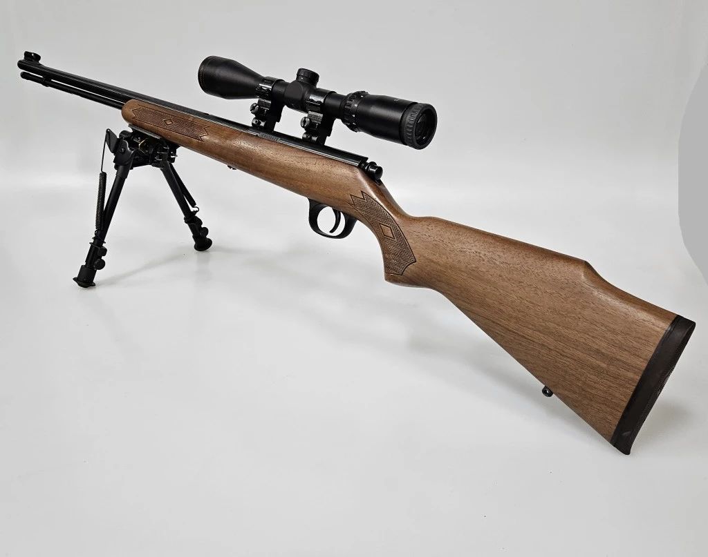Marlin Model 883 Bolt-Action .22 WMR Rifle w/Bipod