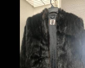 ladies Mink jacket. XL