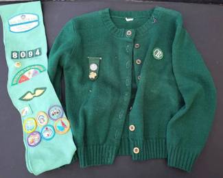 JB262Girl Scout Sweater And Sash