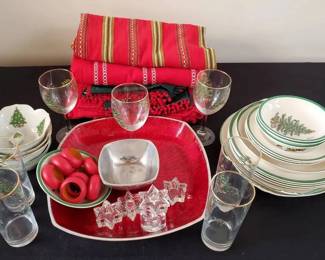 JB171Christmas Serveware 