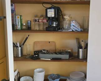 JB132Miscellaneous Kitchen Items 1 Guest House