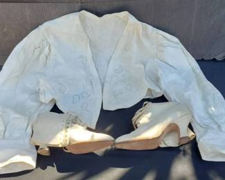 JB233Antique Womens Top And Shoes