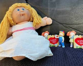 JB231Cabbage Patch Kids Fine Porcelains And All