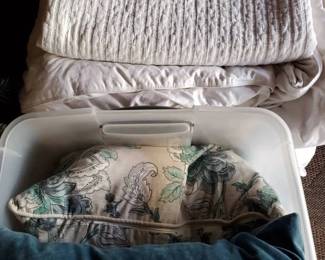 JB275Bedding Mystery Lot 