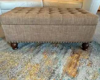 JB116Upholstered Storage Bench  Round Rug