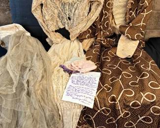 JB268Antique Clothing