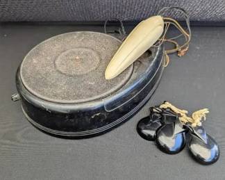 JB305VAntique Decca Record Player  Castanets 