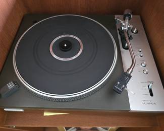 Pioneer direct drive turntable