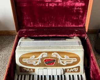 Francini Piano Accordian