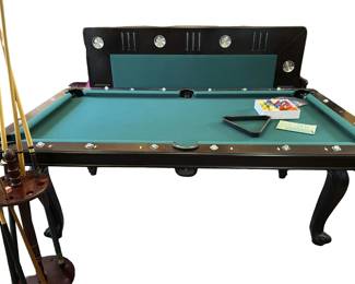 Pool, table, poker all in one