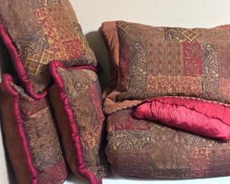 Patchwork-patterned bedding