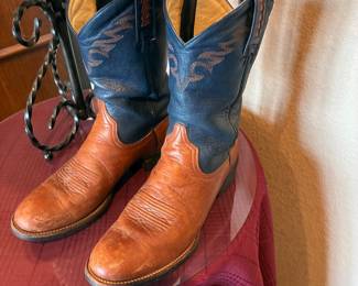 Cowgirl boots, size 8