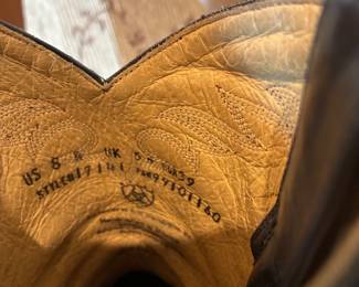 Cowgirl boots, size 8