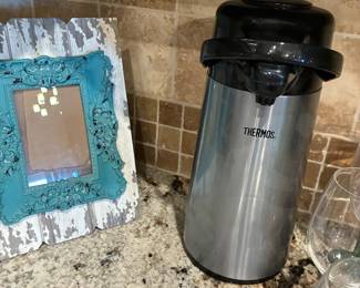 Thermos coffee decanter