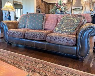 King Hickory Julianna Leather Fabric Sofa