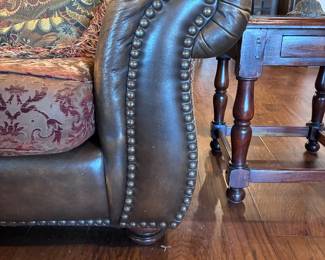 King Hickory Julianna Leather Fabric Sofa