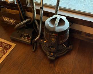 Floor cleaning equipdment