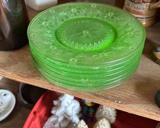 Depression glass set