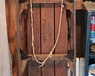 Wooden sled 