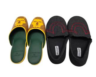 Cloakrooms Of .Fuller  True Religion Slippers