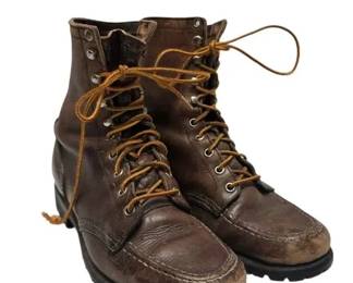 Womens Red Wing Distressed Brown Leather Boots With Vibram Soles