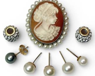 14k Gold Cameo Brooch Pendant  Faux Pearl Earrings 7.99g Total