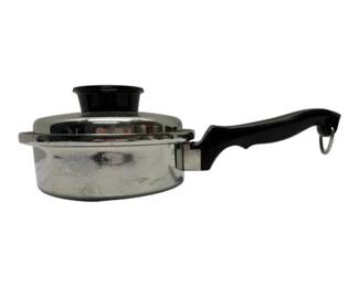 Chefs Ware By Towncraft 8 Sauce Pan w Lid