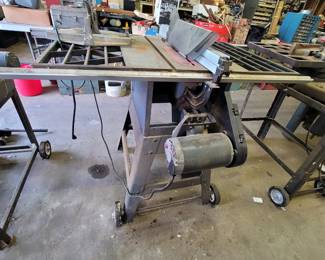 Table saw