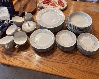 W. Dalton Imperial China Set (Japan)
