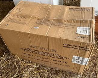 OVER THE RANGE MICROWAVE OVEN