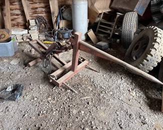 3 POINT HYDRAULIC SCISSOR LIFT