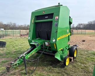 JOHN DEERE 457 MEGA WIDE ROUND BALER