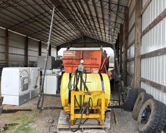 110 GALLON 3PT BOOM SPRAYER