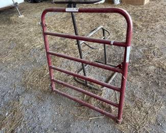 1 TARTER 4 6 BAR GATE