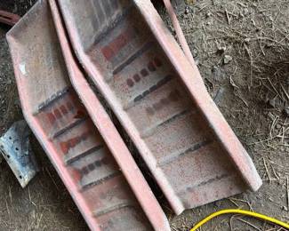 2 METAL RAMPS