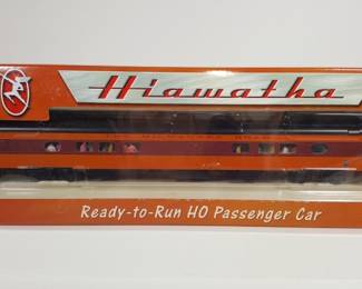 Walthers Ready To Run 1955 Twin Cities Hiawatha 632-9204