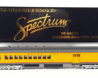 Bachmann Spectrum Union Pacific 2153 Passenger Car