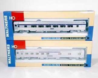 Walther's Ready To Run Coast Line Passenger Car Duo