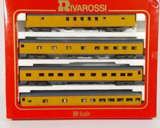 Rivarossi 1930's "Union Pacific" Regular 4 Pack Set-B Passenger cars