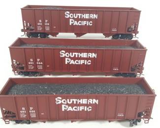 Bachmann 100' 3 Bay Hopper Southern Pacific (Lot#2)