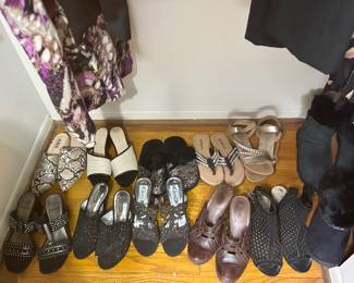 Womens shoes, clothing & accessories.