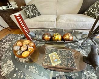 Polish vase, marble eggs and Thomas de la Rue (London) playing cards..