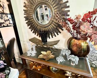 Beautiful starburst mirror.