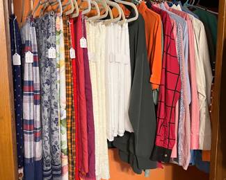 Tablecloths - Clothing 