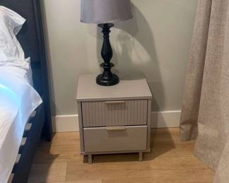 Night stands and lamps